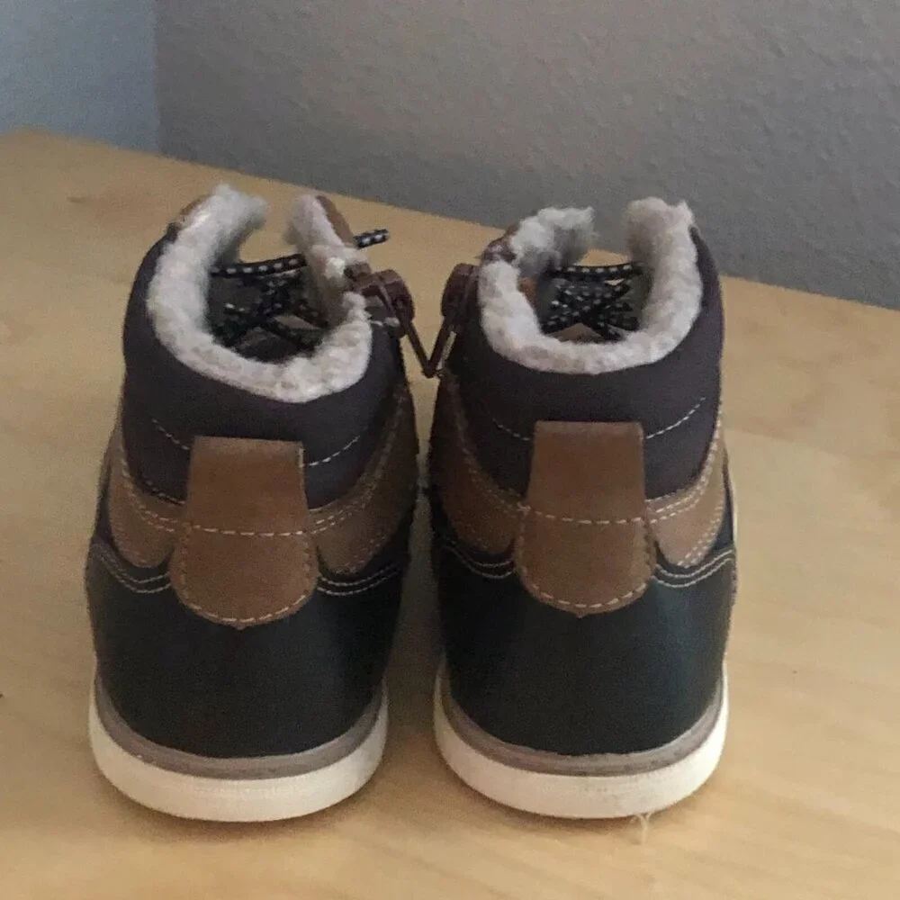LONDON UNDERGROUND Lil Darren Boys Chukka Boots - Faux Fur Lined